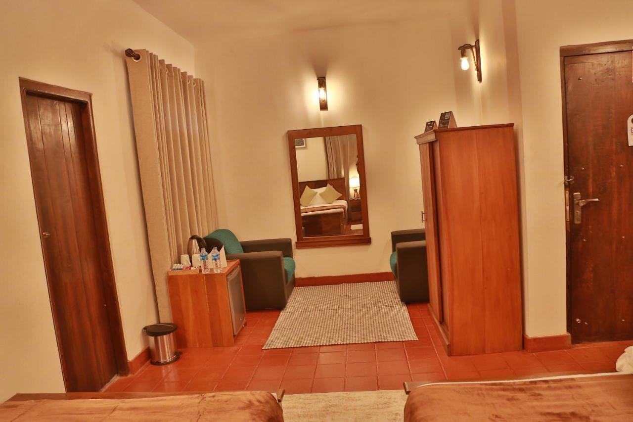 Tepraas Sigiriya Hotel Eksteriør billede